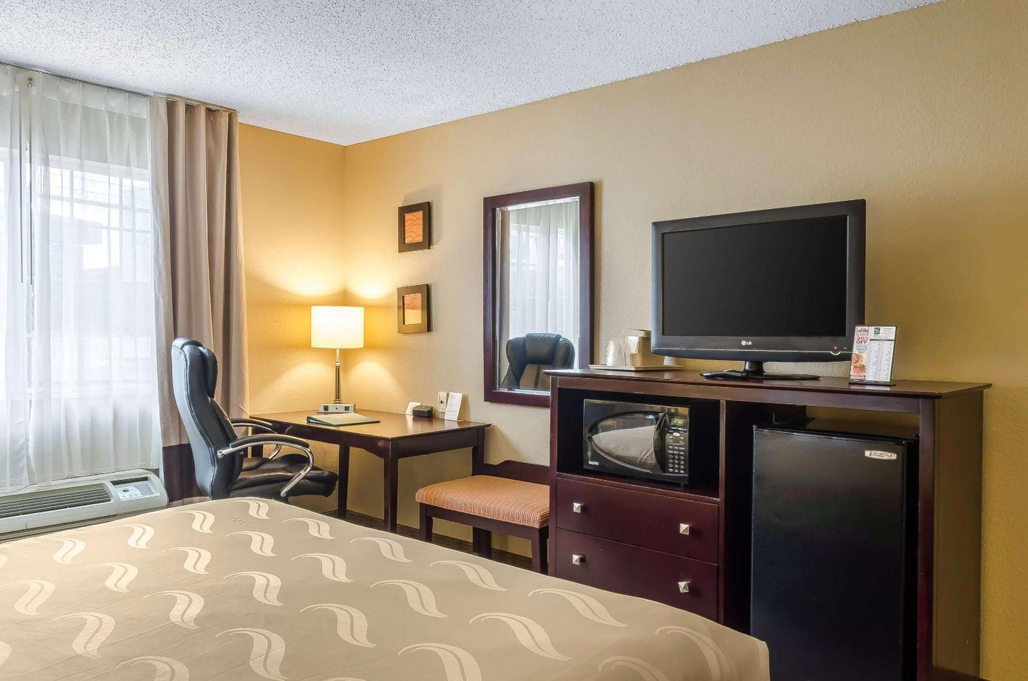 Quality Inn Ruston Bagian luar foto