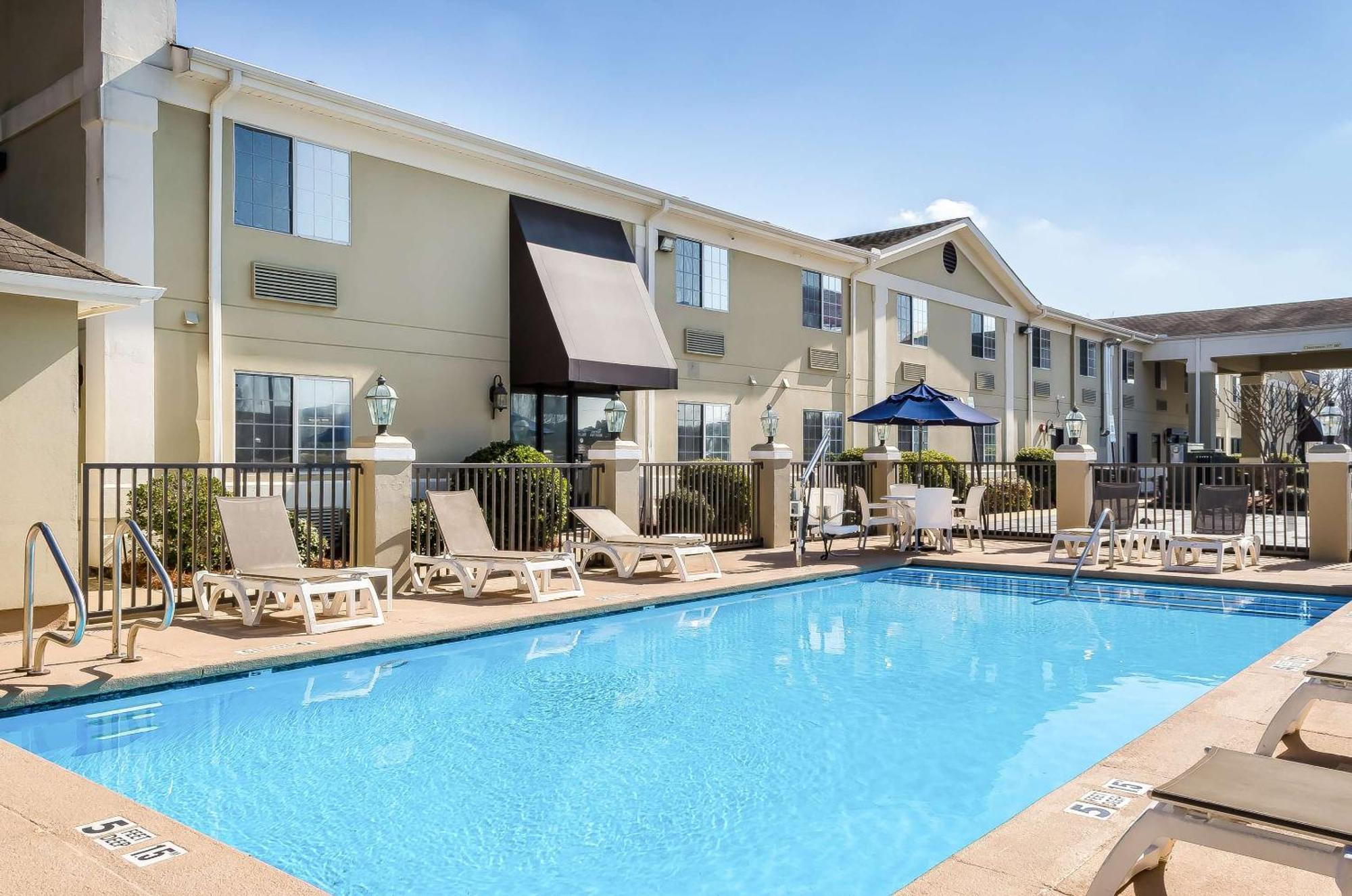 Quality Inn Ruston Bagian luar foto
