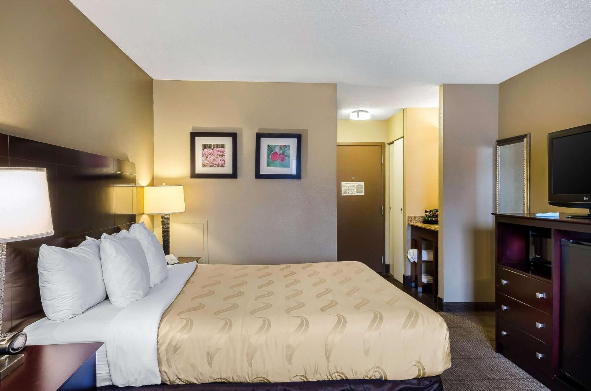 Quality Inn Ruston Bagian luar foto