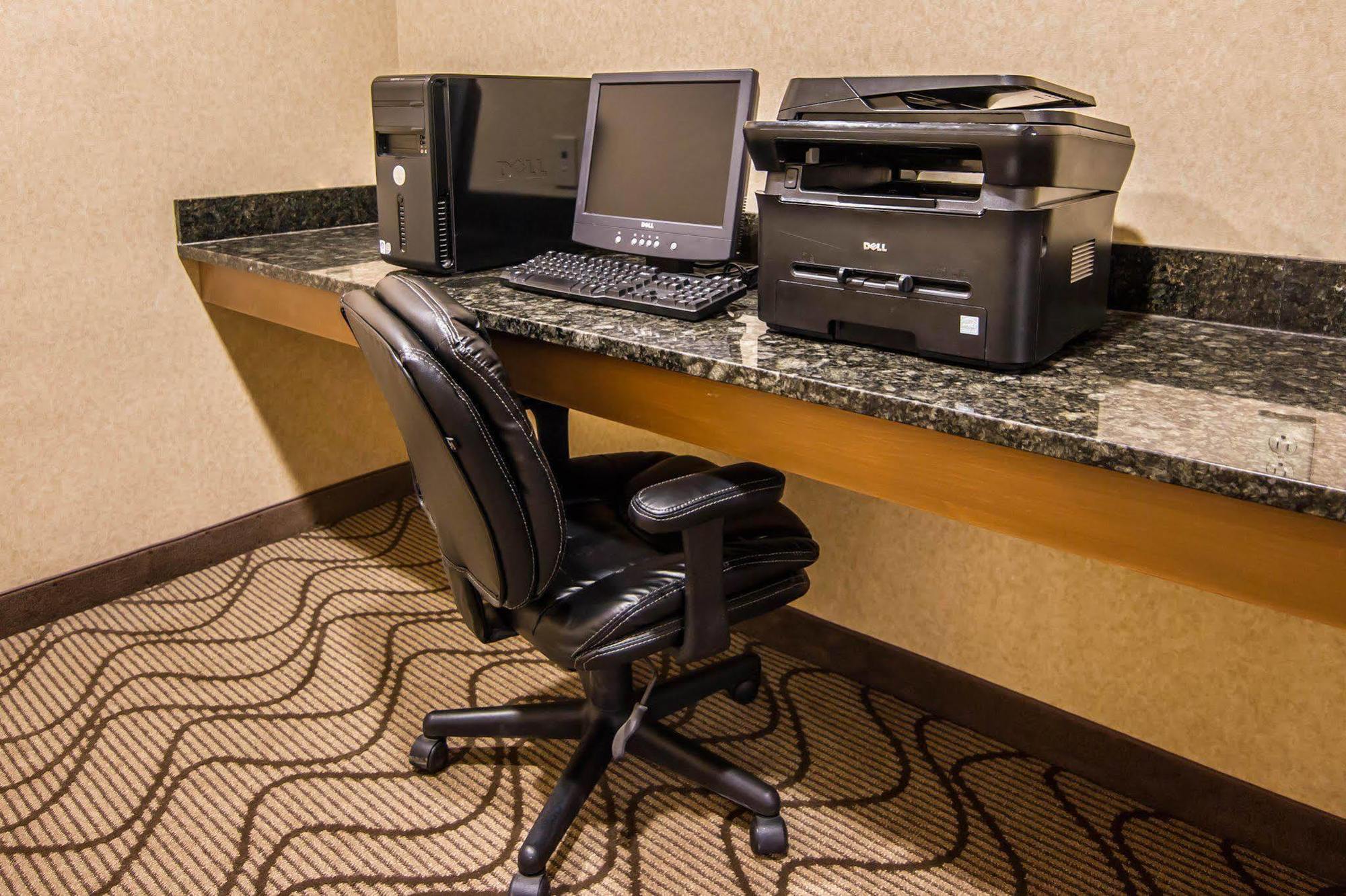 Quality Inn Ruston Bagian luar foto